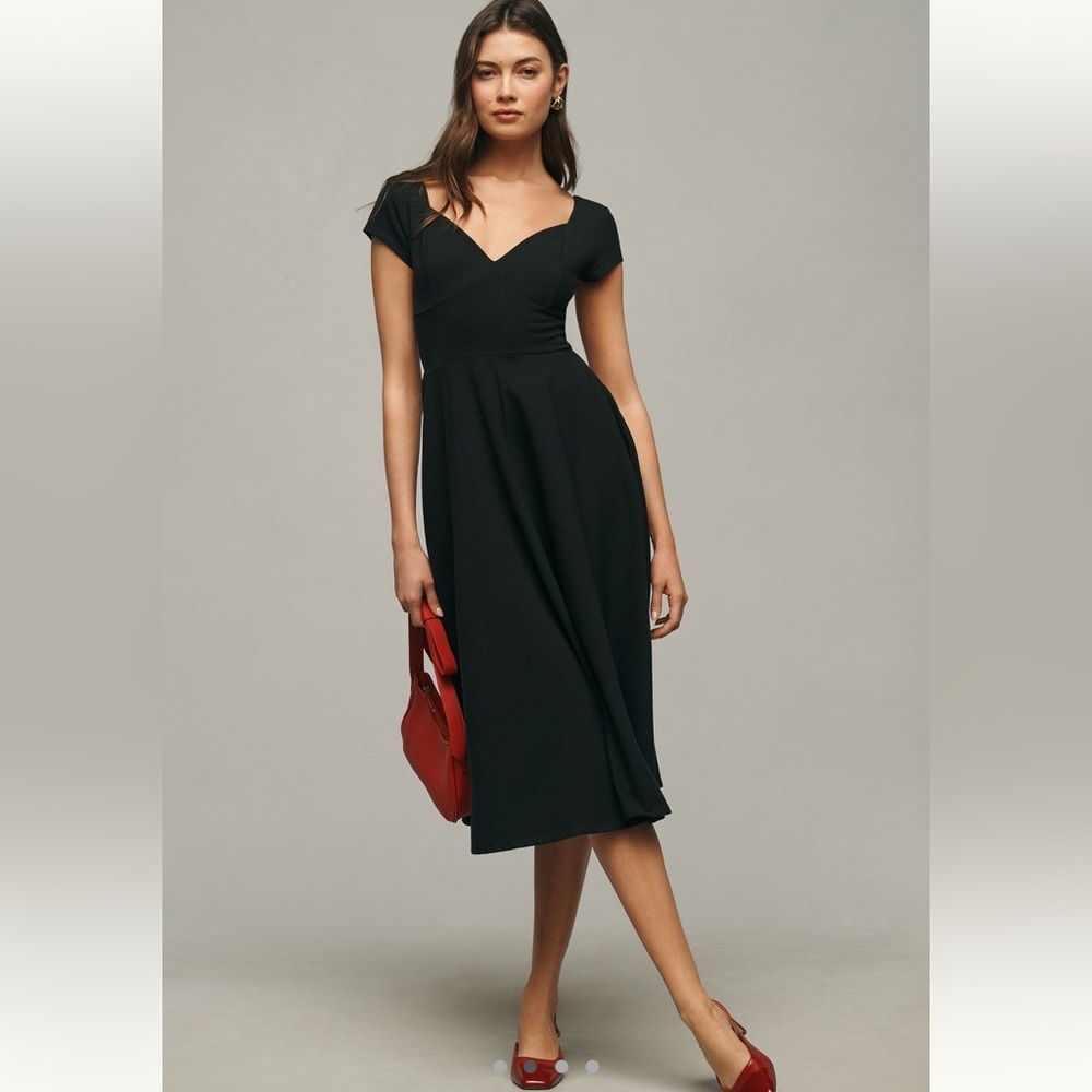 Reformation NWT black midi dress - perfect for date night!